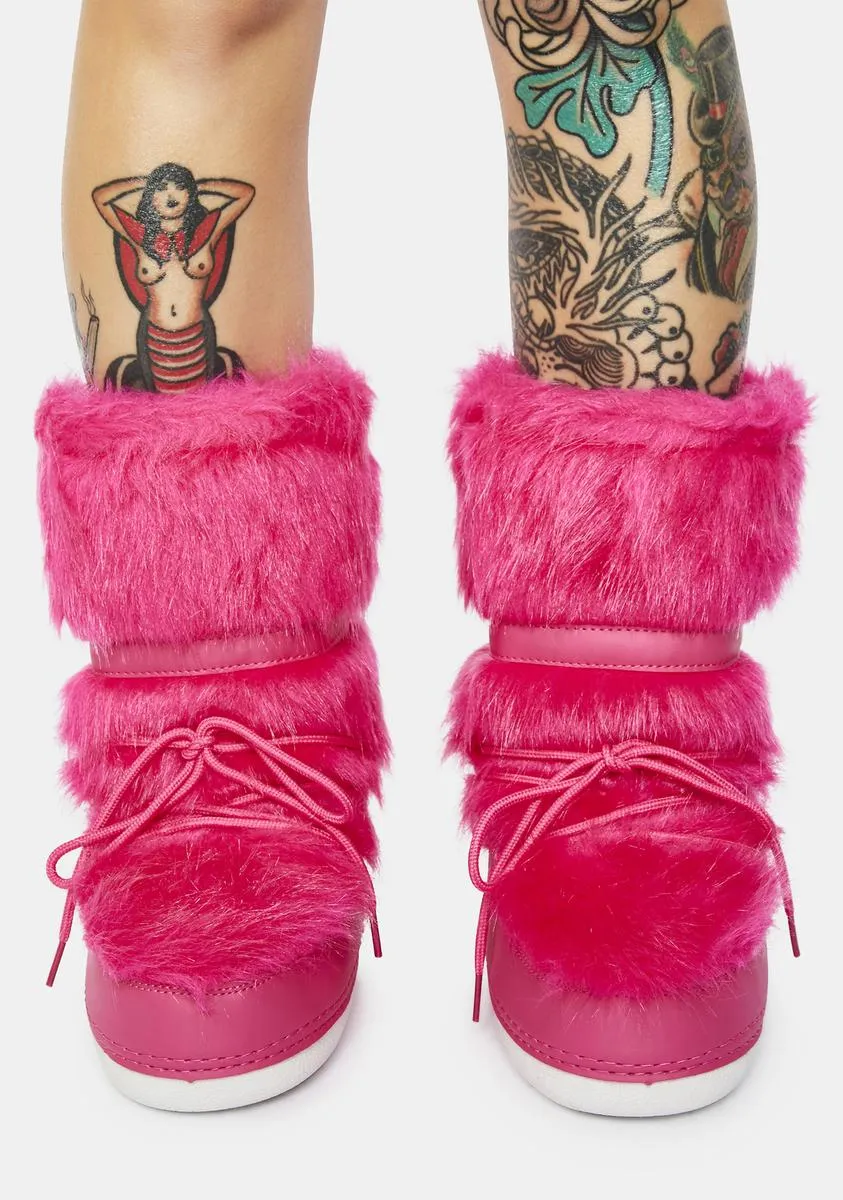 Baddie Burr Fuzzy Boots