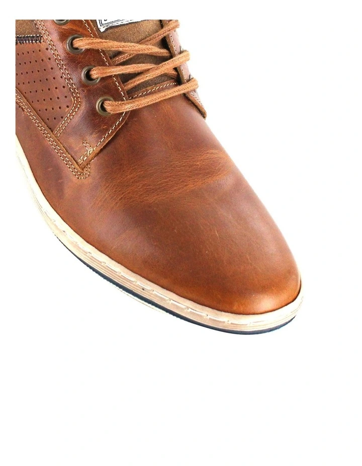 Brown Tan Sneaker Charger