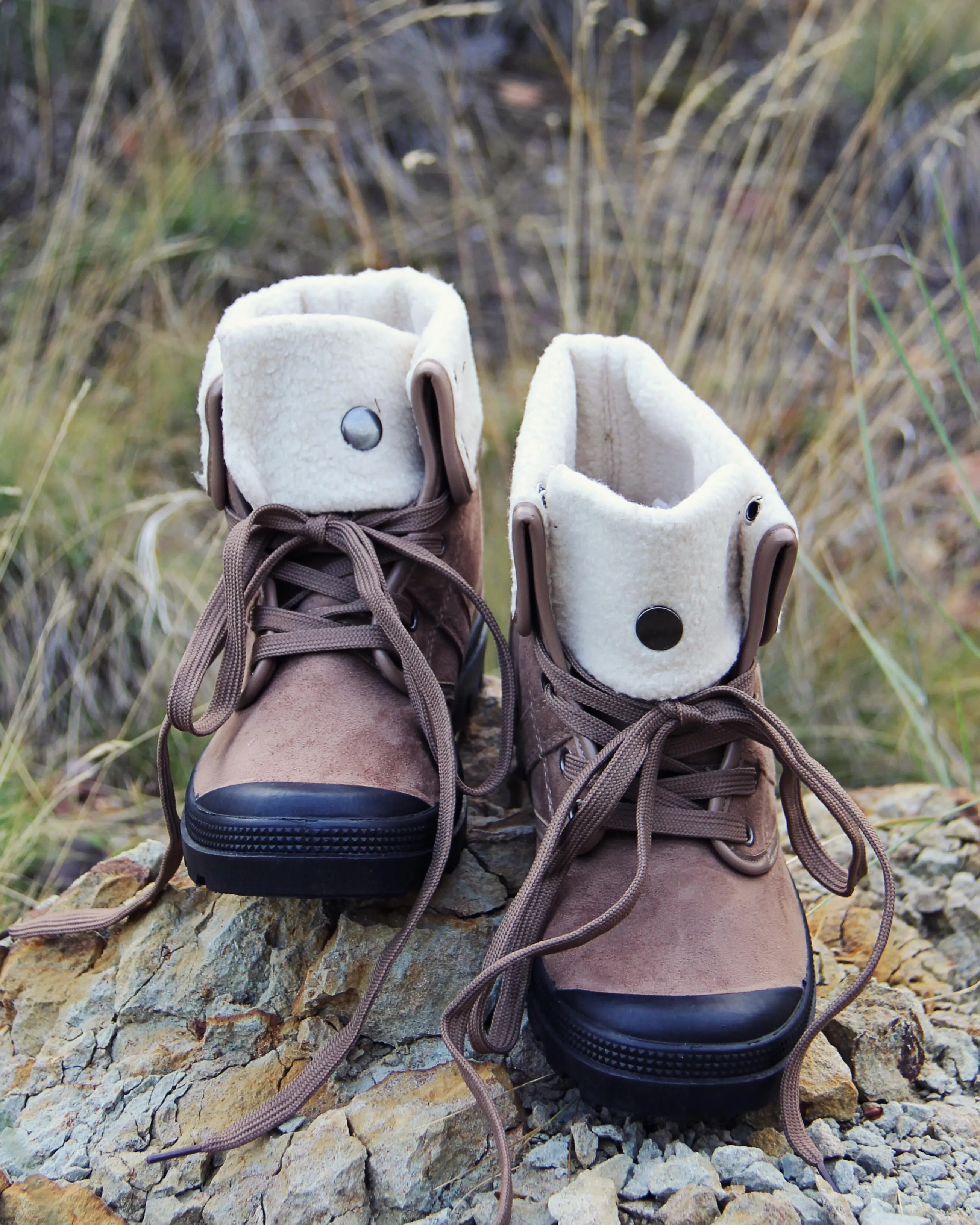 Hiking Boots in Tonasket