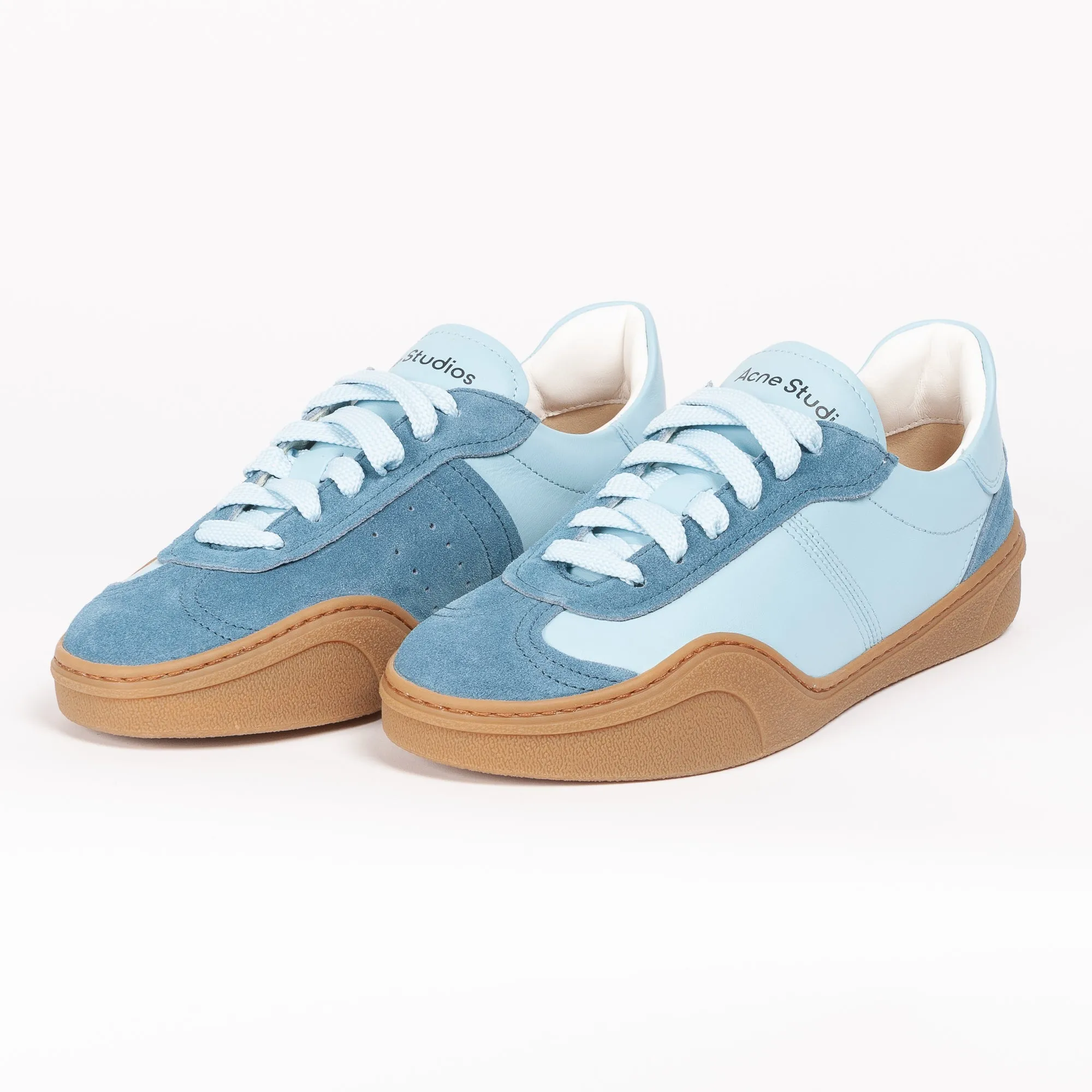 Lace-Up Sneakers - Bars W