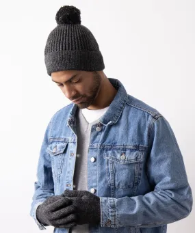 Men's hat and glove gift ensemble