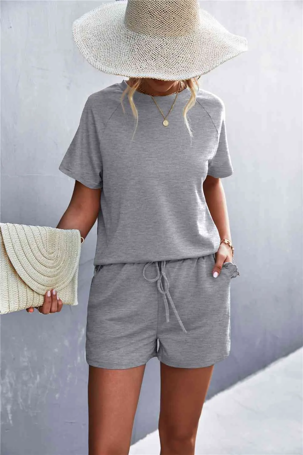 Raglan Sleeve Ruffle Hem Top Shorts Pockets