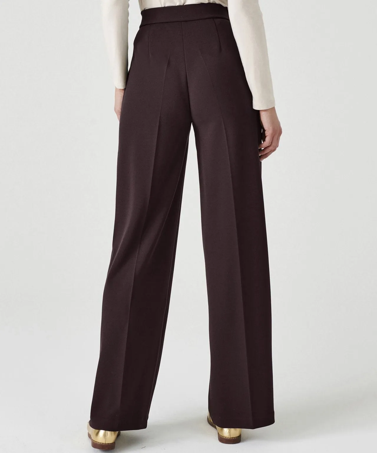 Wide-Leg Comfort Fit Pants with Stretch Fabric