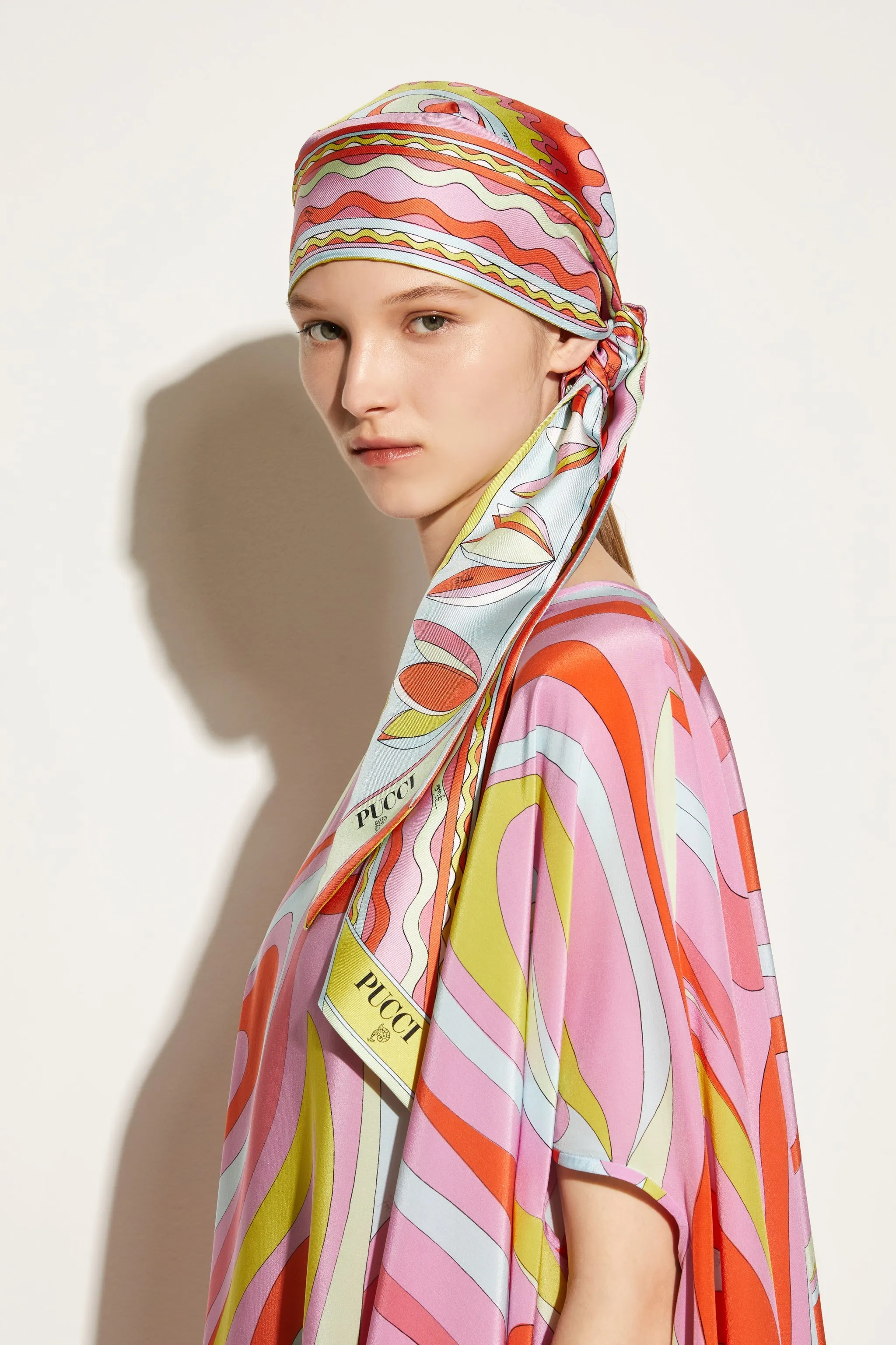 Silk foulard with target print - Shop now