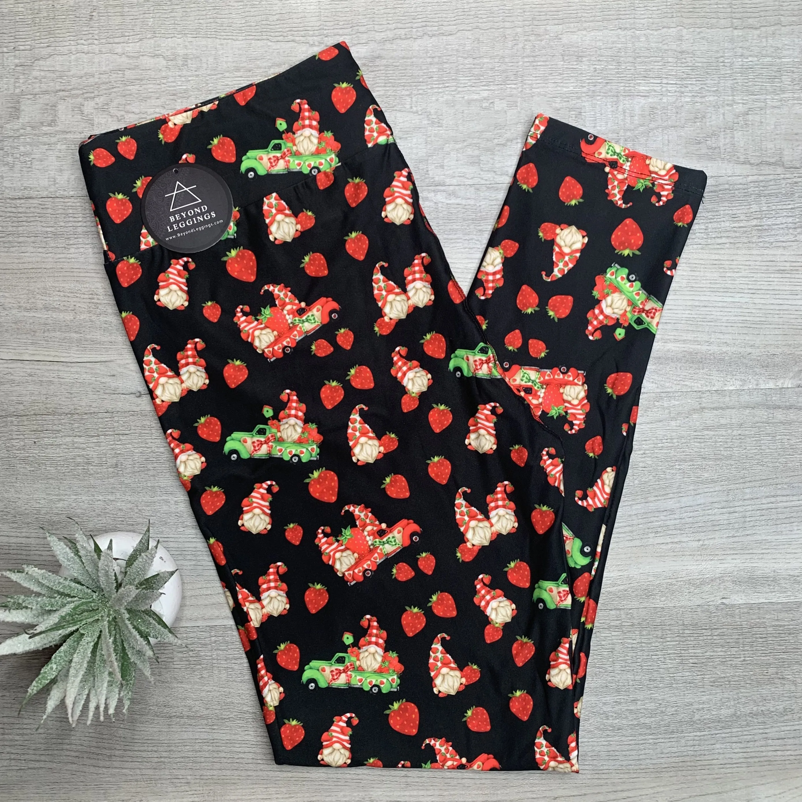 Strawberry Gnomes Leggings