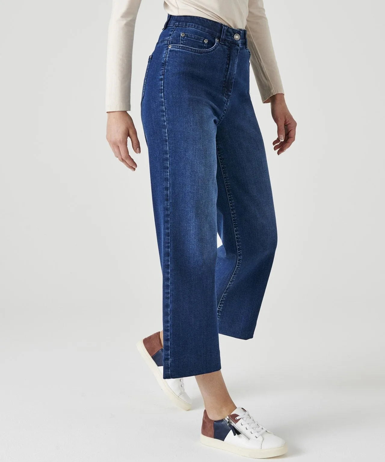 Wide-leg Denim Pants